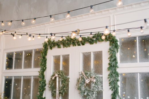 5 Best Hanging Garlands for Christmas - Evergreen Walls