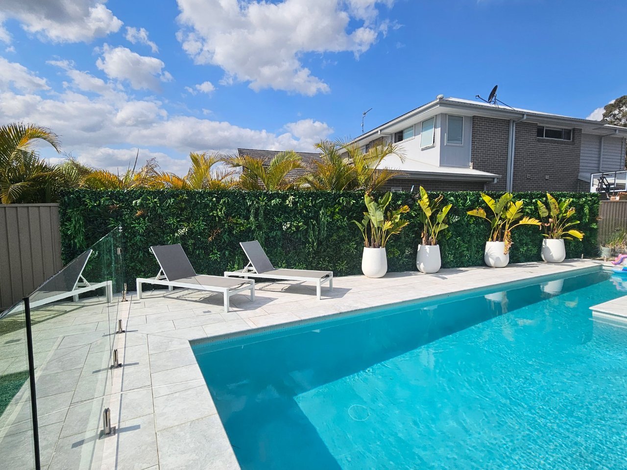 Incredible Before and After: How Artificial Green Walls Transform Spaces Instantly - Evergreen Walls