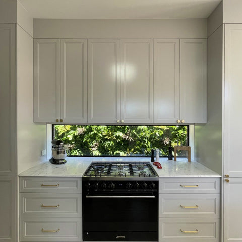 Three Useful Tips for Making Your Kitchen Splashback Special - Evergreen Walls