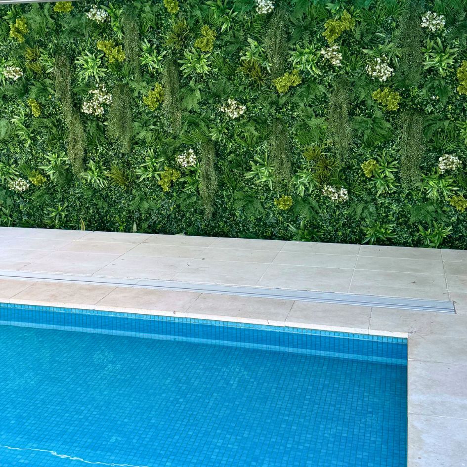 Coastal Luxe - Evergreen Walls