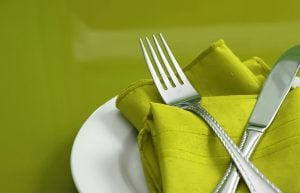 How to Incorporate Pantone‚Äôs Greenery into Your Event Design - Evergreen Walls