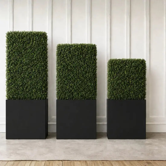 Large Freestanding Hedge Divider