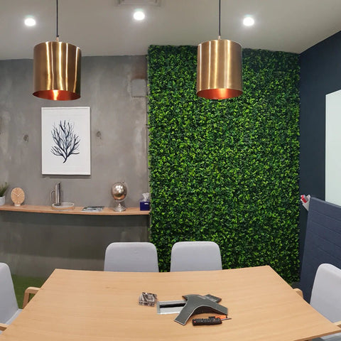 Classic Ivy - Evergreen Walls