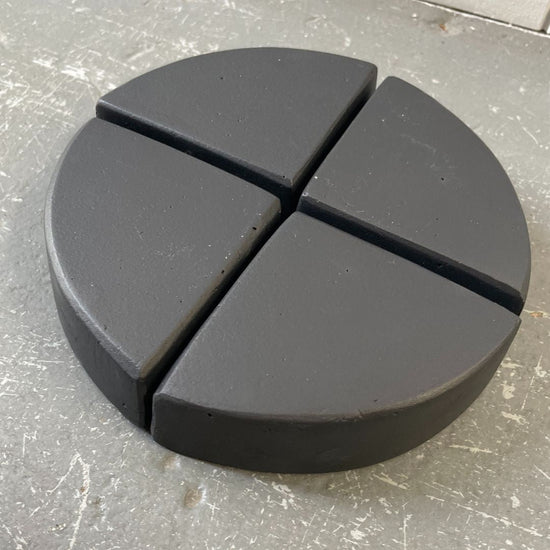 Pot Feet / Pot Riser - Black - Evergreen Walls