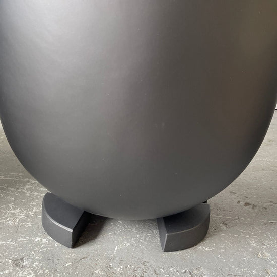 black plant pot feet Pot Feet / Pot Riser