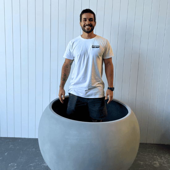 Lightweight Dome Pot | White | Evergreen Walls